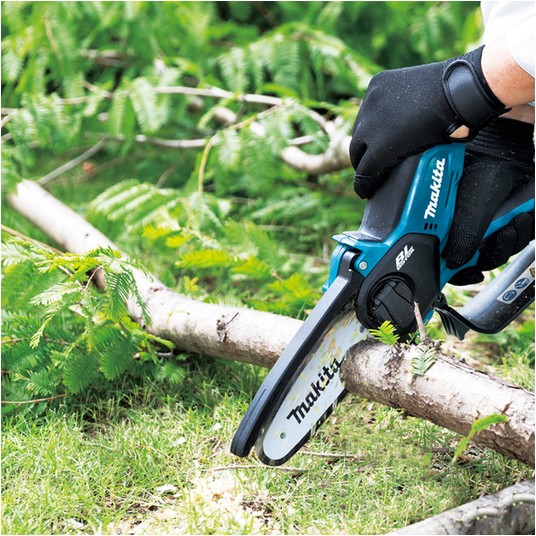 Pilarka łańcuchowa aku 18V 150mm body MAKITA -zdjęcie numer 8
