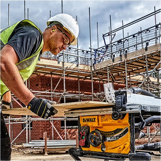 Pilarka stołowa 210mm 1850W + stół DE7400 DeWalt -zdjęcie numer 12