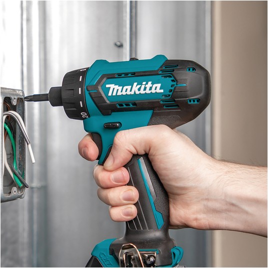 Wkrętarka 12V 30Nm CXT 2x2.0Ah kufer MAKITA -zdjęcie numer 12